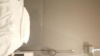 穿着内裤后入