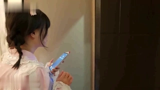 FC2PPV-1664540 fc2-ppv-1664540【个人撮影】スレンダーな人妻ナースに极太他人棒と3P连続中出し。オイルマッサージさせてM男くん潮吹き。