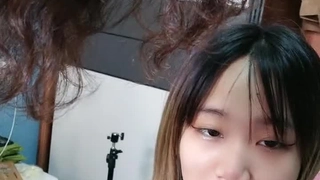 二零二三五月十三号-最新精选美女直播猫咪后空翻