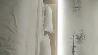 美乳极品外围小少妇，风骚入骨情趣装，很是诱惑喜欢不要错过